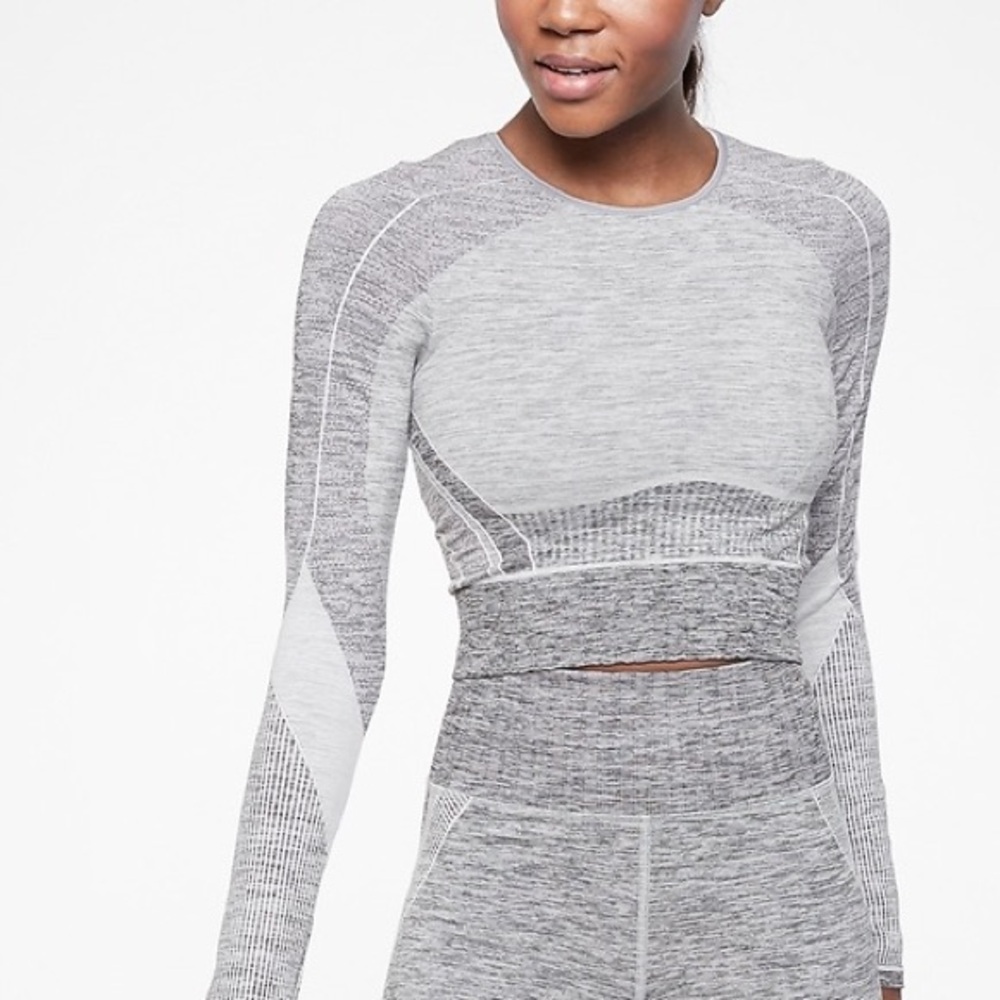 Athleta Agile Colorblock Crop Top